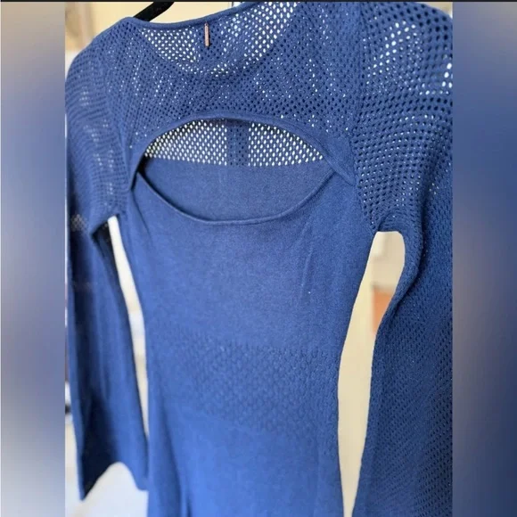 NWT $385 Misa Los Angeles NAVY Long Sleeve Dress with mesh size Small